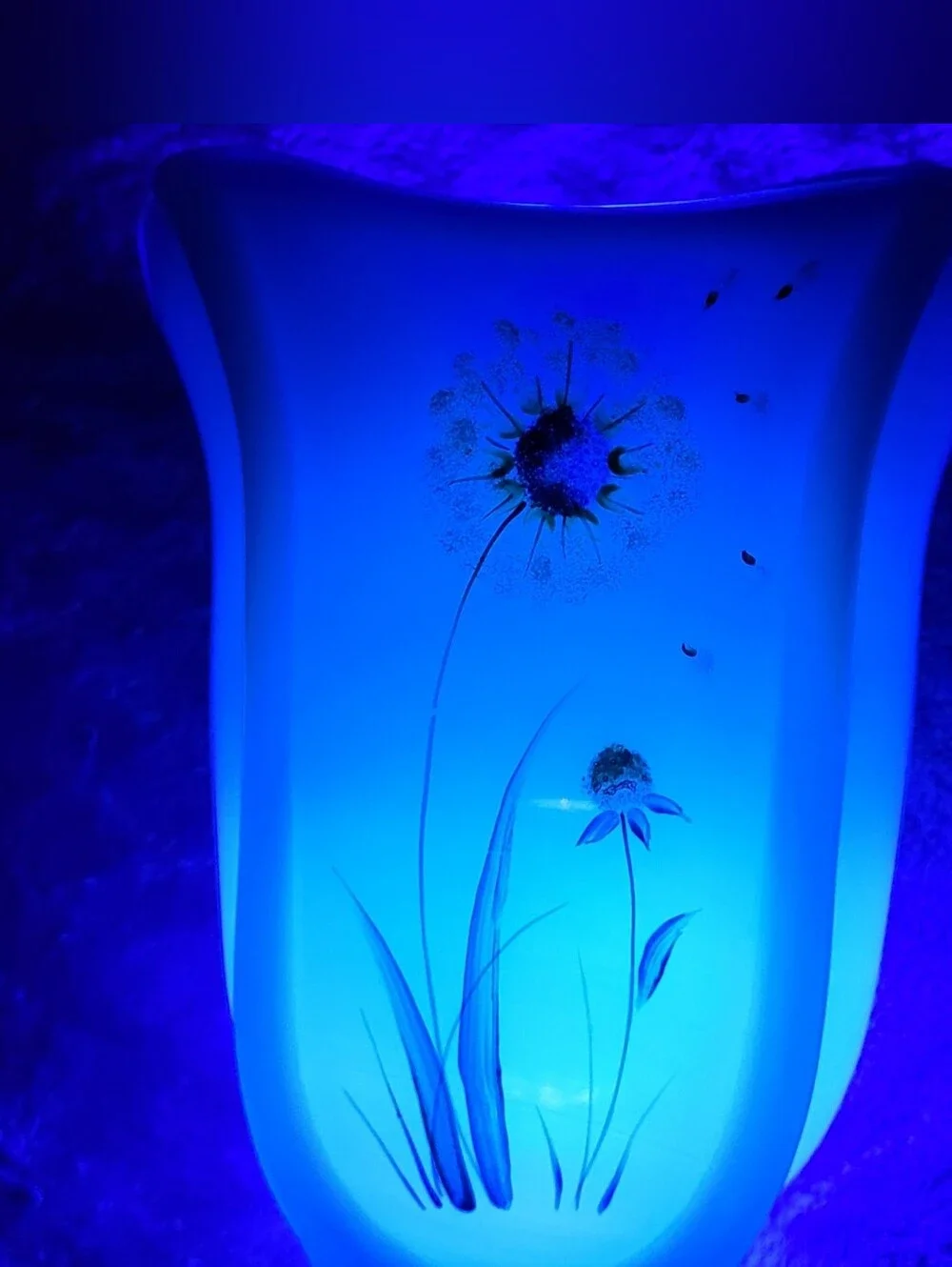 Fenton Art Glass Dandelion Breeze Hand-Painted Sky Blue Glass Flip Vase